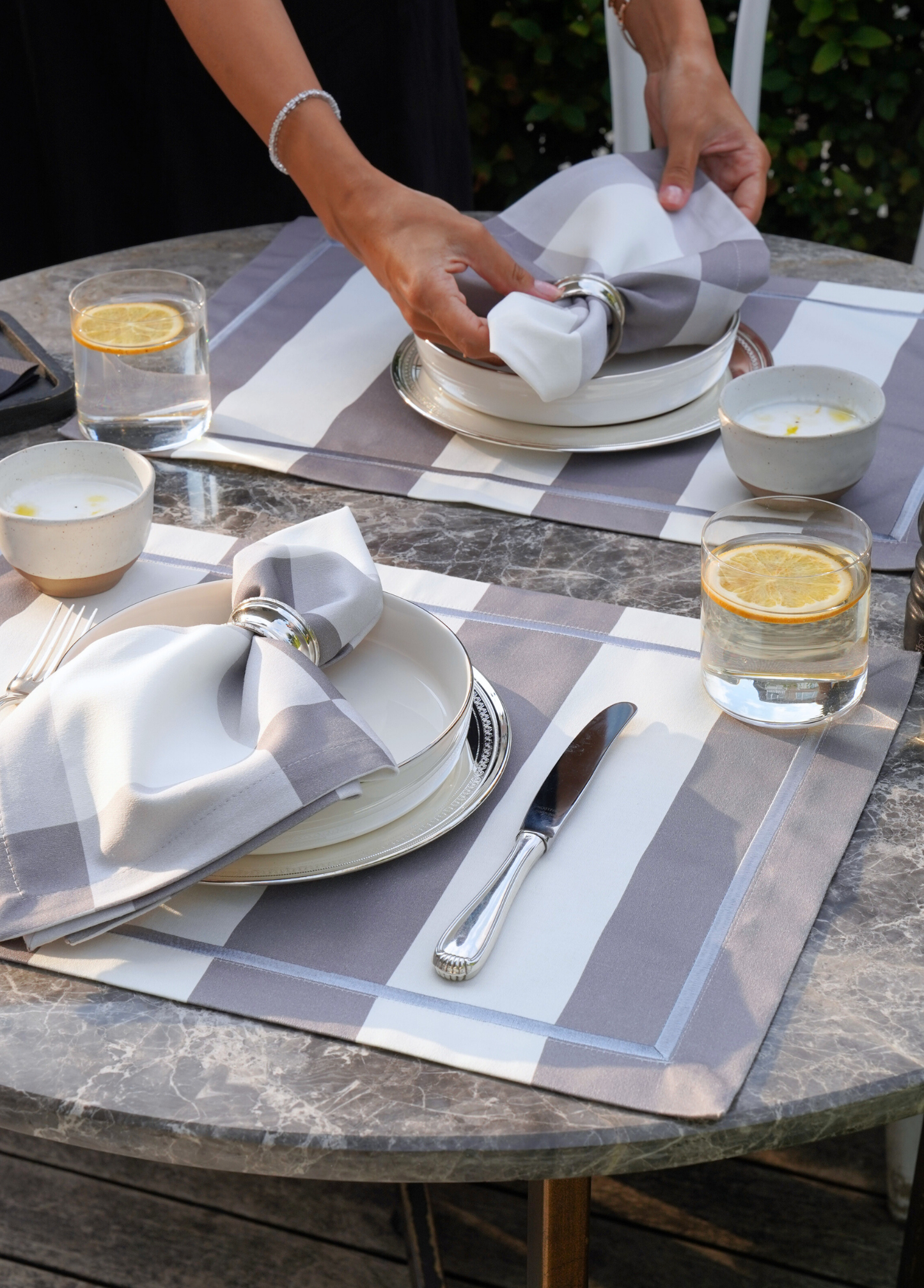 BERRY.AIDA Amerikan Servis 4'lü Set