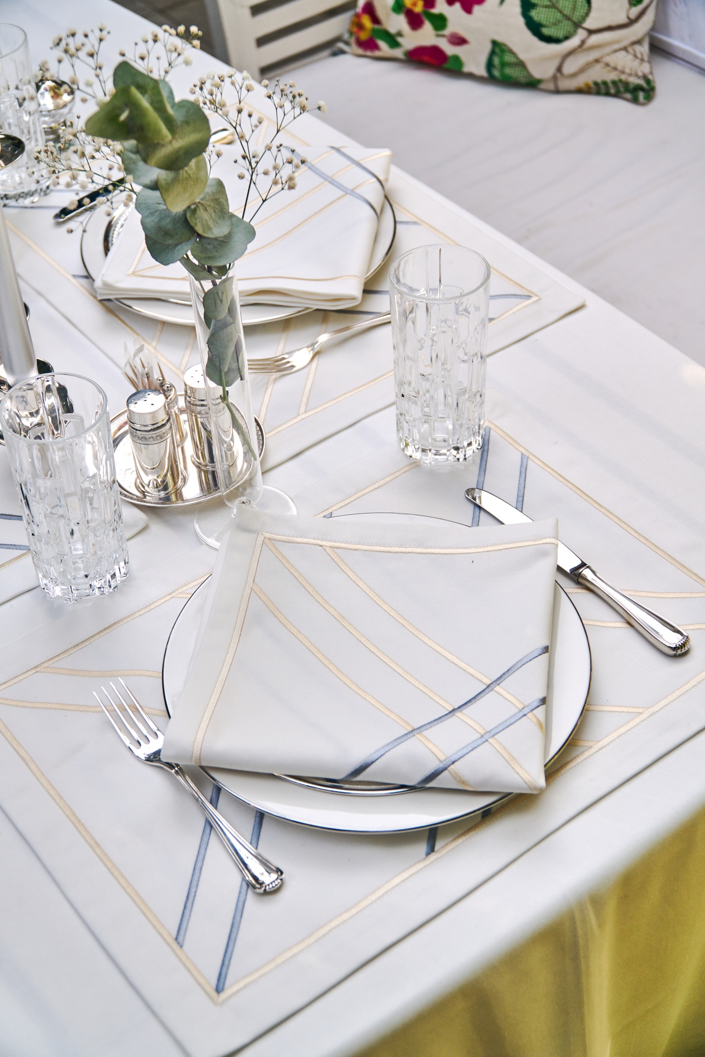 MAYA.CROWN - Amerikan Servis 4'lü Set